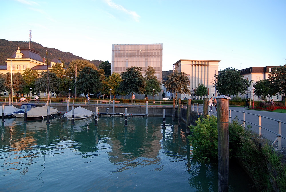 Kunsthaus bregenz / peter zumthor | classics on architecture lab