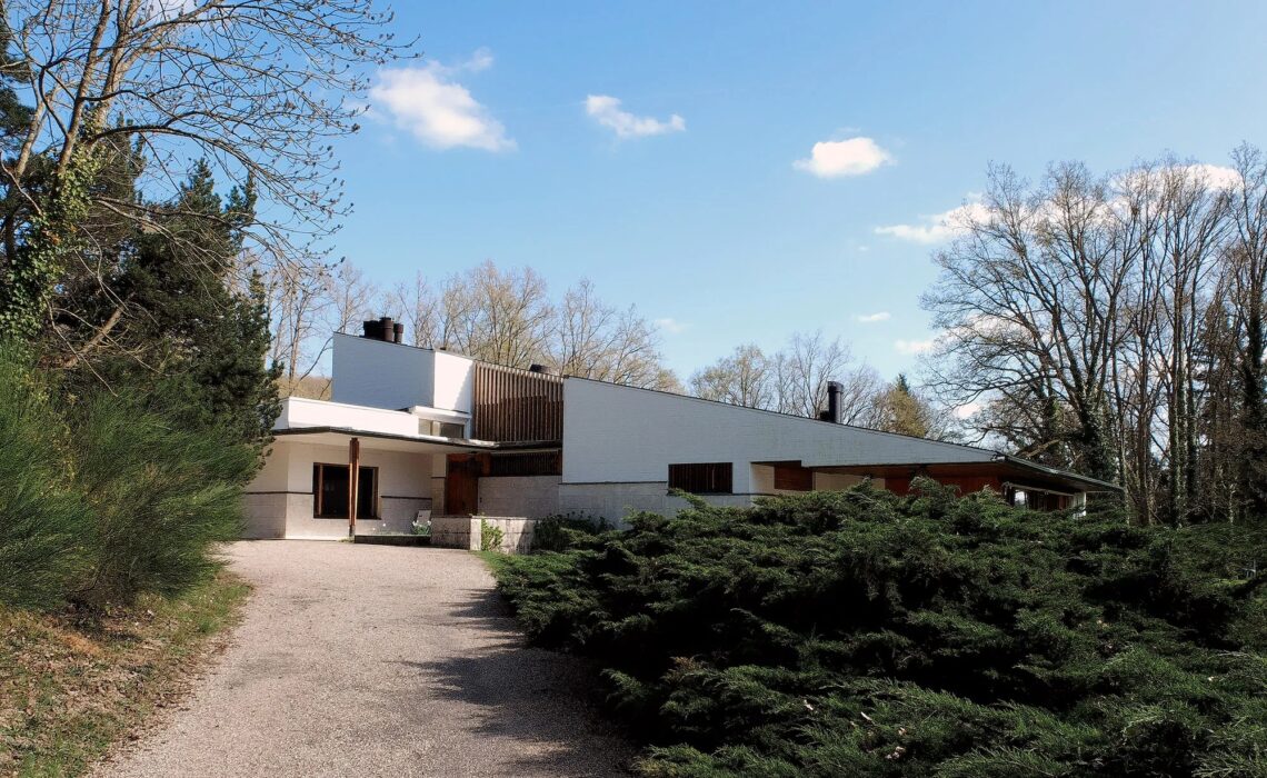 Maison louis carré / alvar aalto | classics on architecture lab