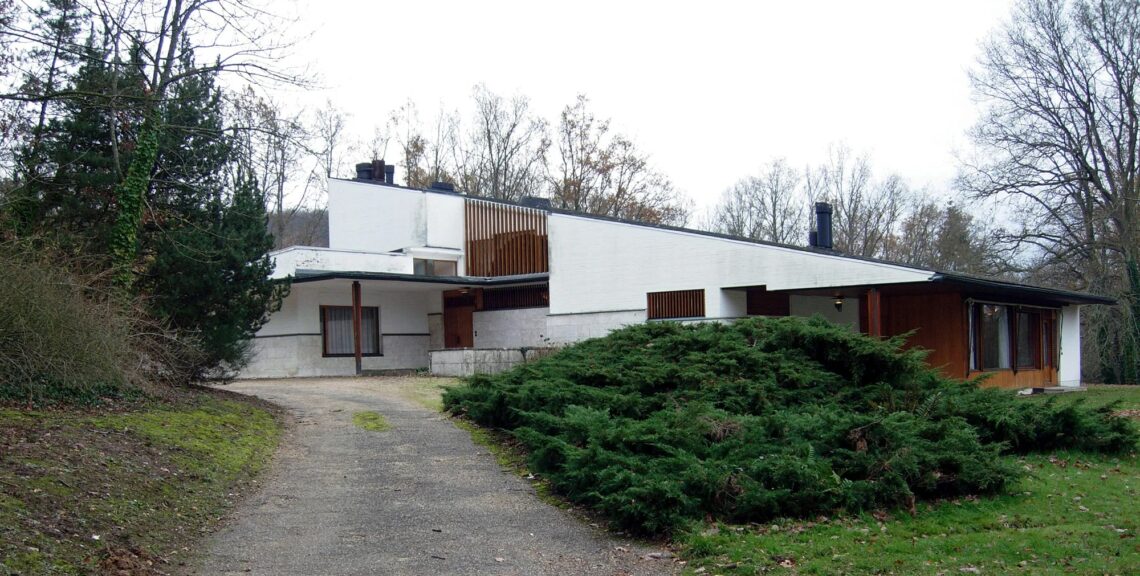 Maison louis carré / alvar aalto | classics on architecture lab