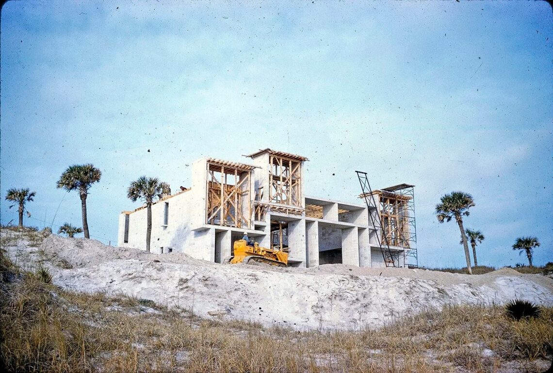 Milam residence / paul rudolph | classics on architecture lab