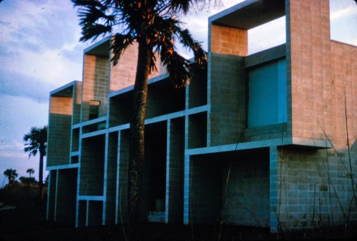 Milam residence / paul rudolph | classics on architecture lab
