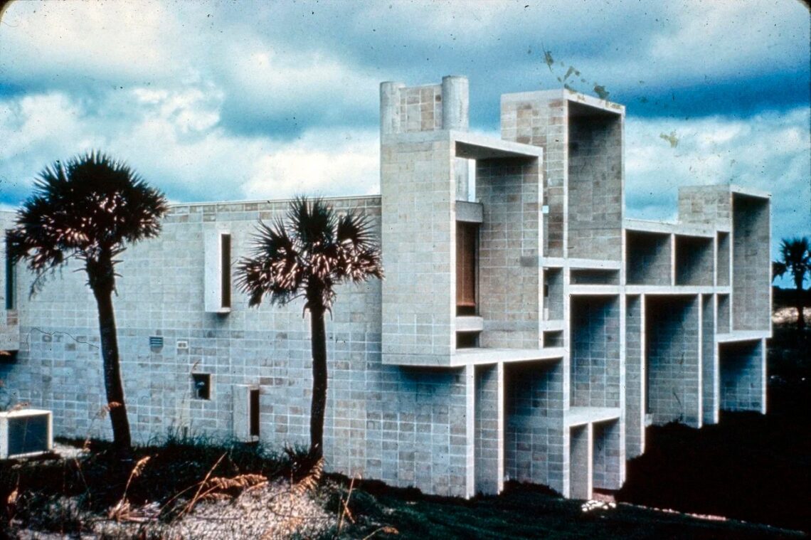 Milam residence / paul rudolph | classics on architecture lab