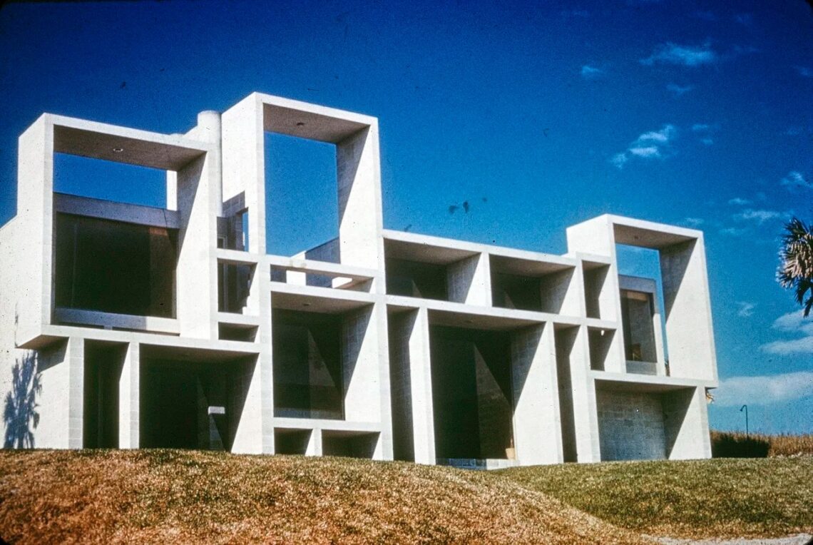 Milam residence / paul rudolph | classics on architecture lab