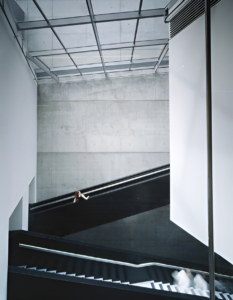 Rosenthal Center For Contemporary Art / Zaha Hadid Architects | Classics On Architecture Lab 73 Rosenthal center for contemporary art / zaha hadid architects | classics on architecture lab