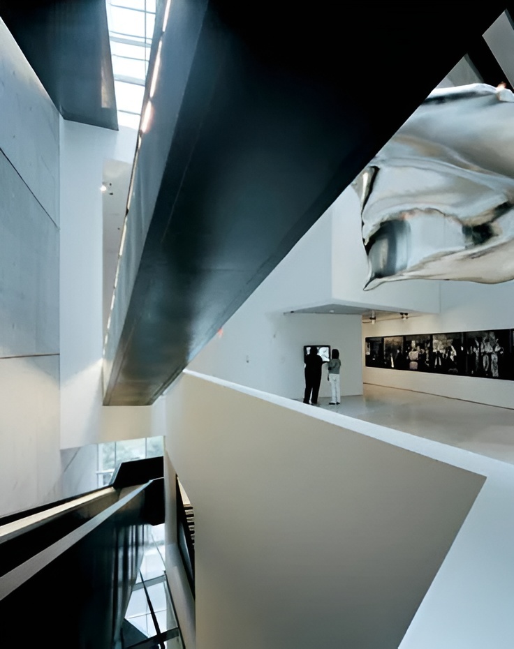 Rosenthal Center For Contemporary Art / Zaha Hadid Architects | Classics On Architecture Lab 8 Rosenthal center for contemporary art / zaha hadid architects | classics on architecture lab