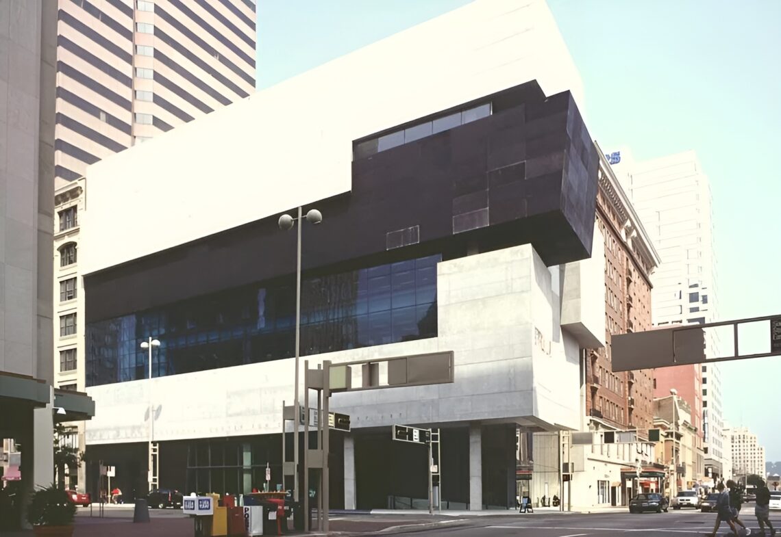 Rosenthal Center For Contemporary Art / Zaha Hadid Architects | Classics On Architecture Lab 43 Rosenthal center for contemporary art / zaha hadid architects | classics on architecture lab