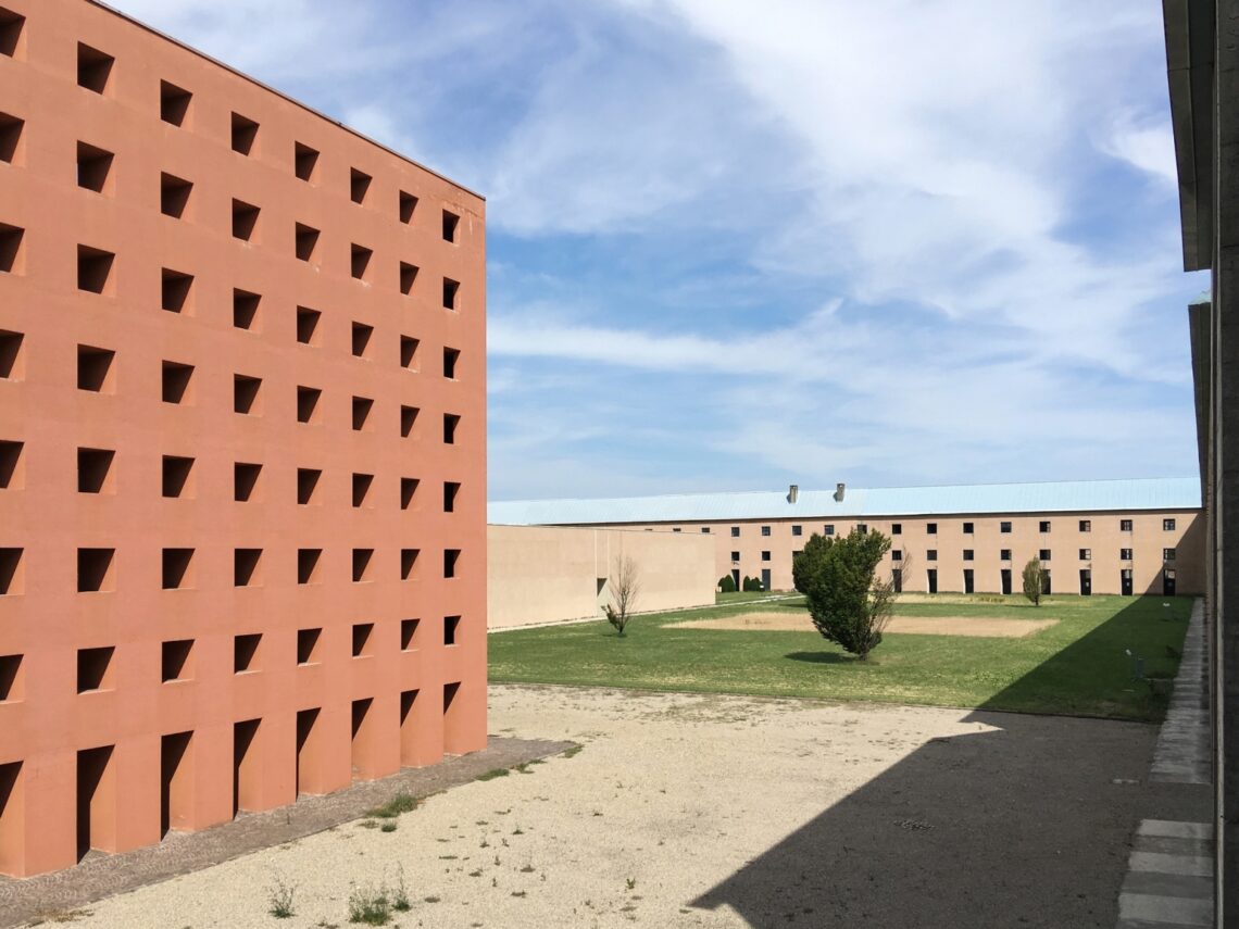 San Cataldo Cemetery / Aldo Rossi | Classics On Architecture Lab 80 San cataldo cemetery / aldo rossi | classics on architecture lab