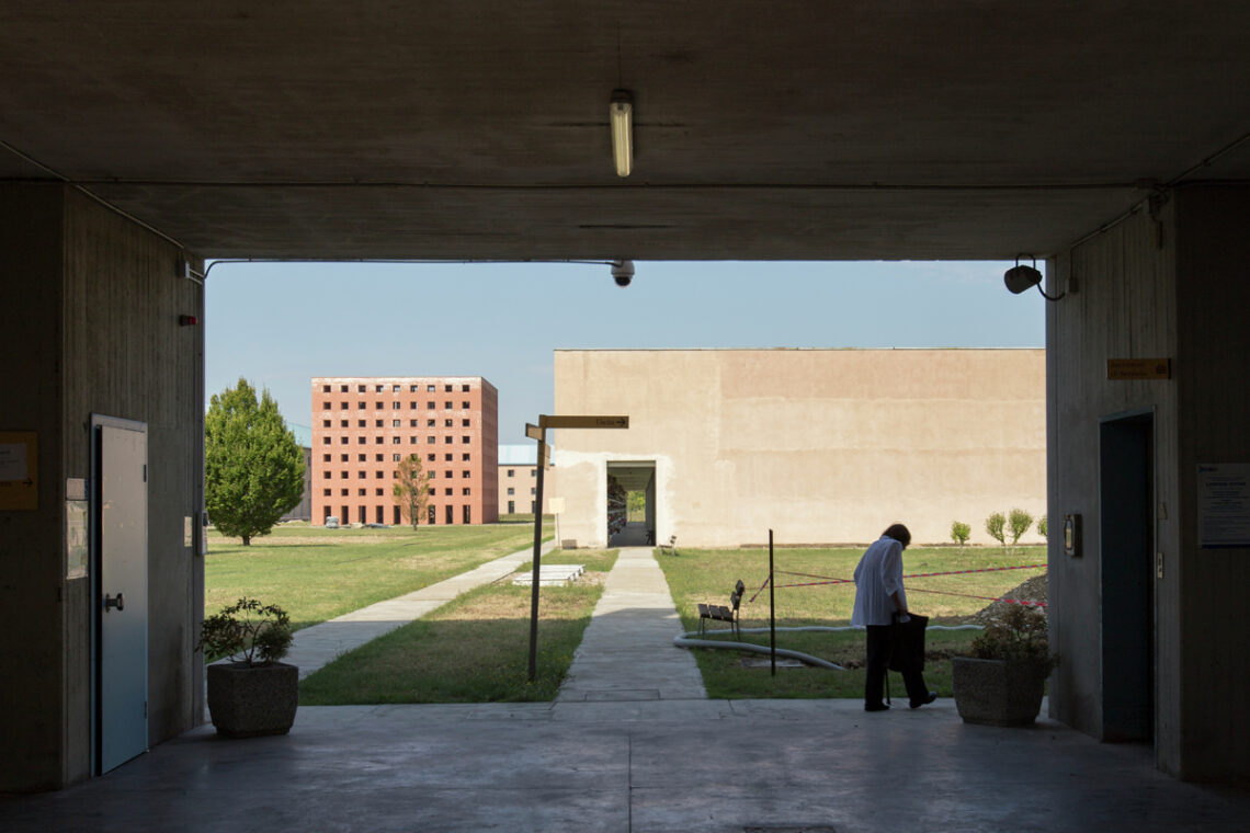 San Cataldo Cemetery / Aldo Rossi | Classics On Architecture Lab 23 San cataldo cemetery / aldo rossi | classics on architecture lab