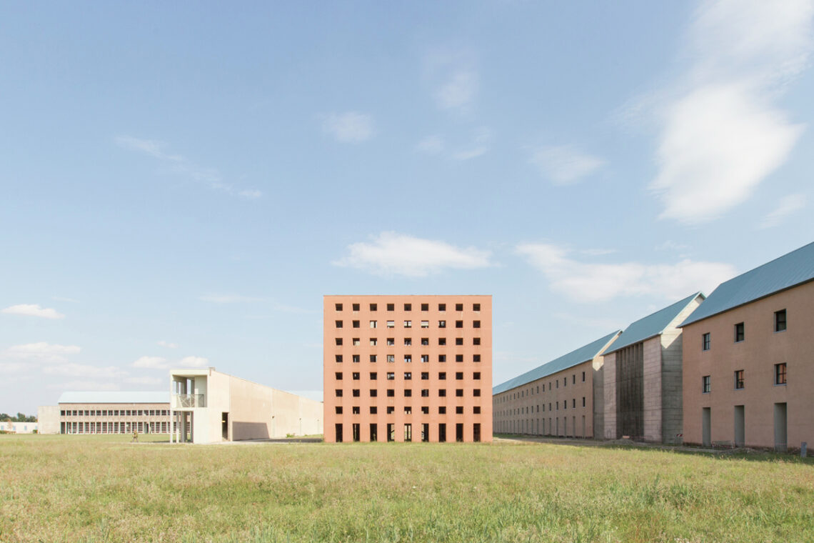 San Cataldo Cemetery / Aldo Rossi | Classics On Architecture Lab 107 San cataldo cemetery / aldo rossi | classics on architecture lab