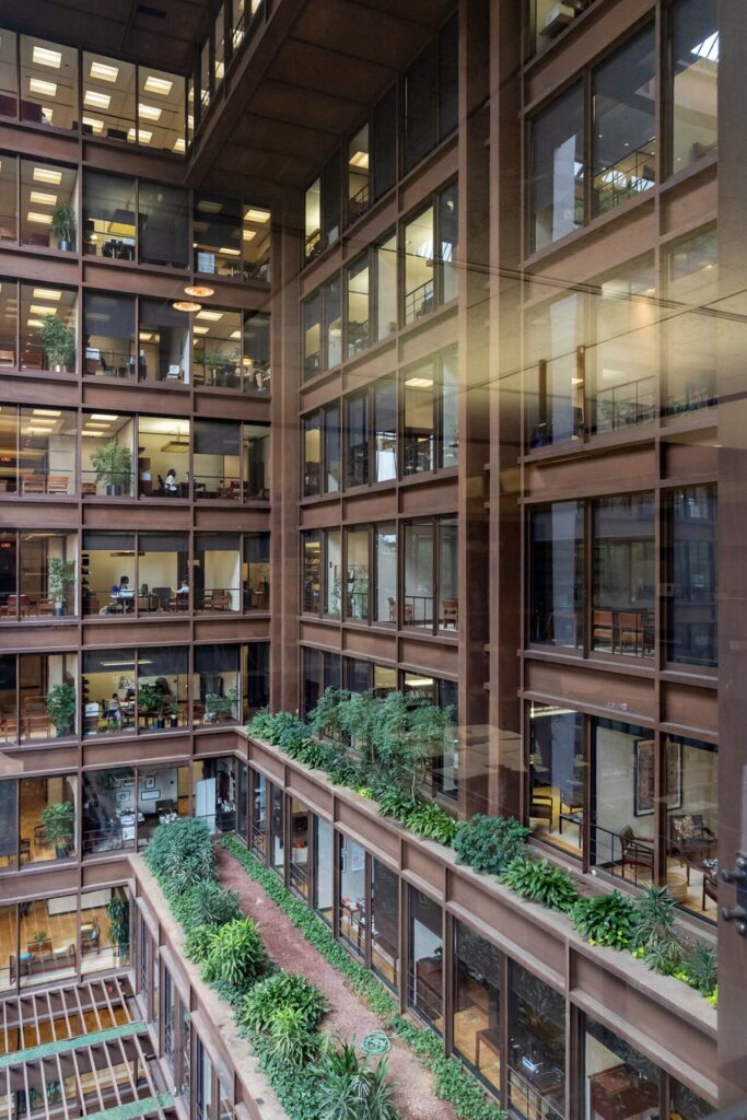 The Ford Foundation / Kevin Roche John Dinkeloo And Associates | Classics On Architecture Lab 11 The ford foundation / kevin roche john dinkeloo and associates | classics on architecture lab