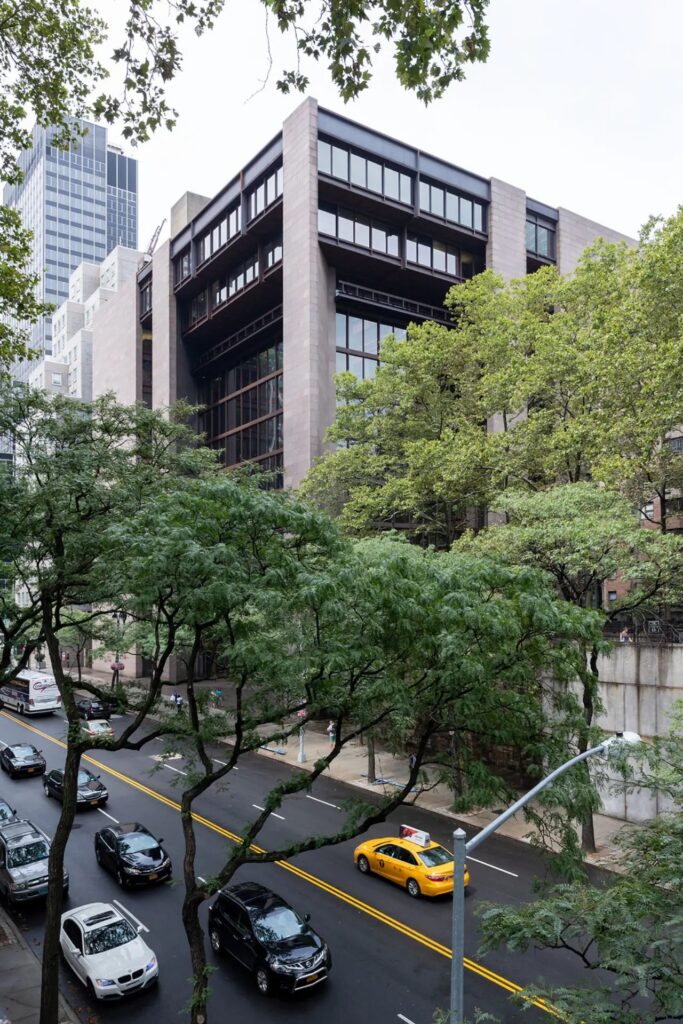 The Ford Foundation / Kevin Roche John Dinkeloo And Associates | Classics On Architecture Lab 101 The ford foundation / kevin roche john dinkeloo and associates | classics on architecture lab