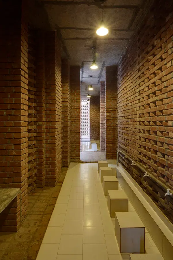 Aga Khan Award For Architecture: Prize, Importance, Winners, Jury And History 139 Bait ur rouf mosque, dhaka, bangladesh - marina tabassum - ยฉ aktc rajesh vora