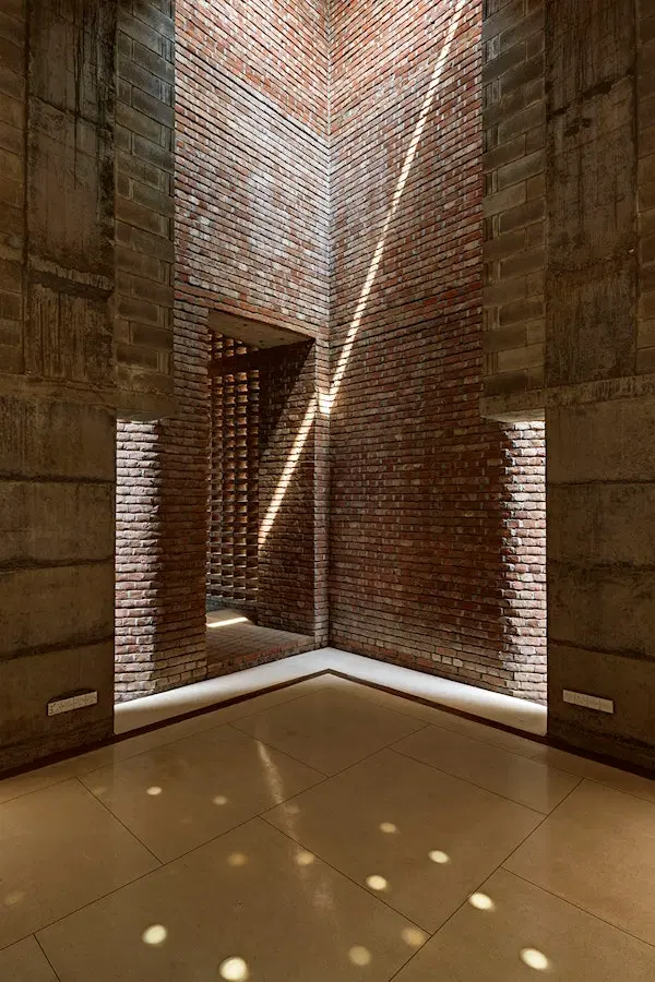 Aga Khan Award For Architecture: Prize, Importance, Winners, Jury And History 142 Bait ur rouf mosque, dhaka, bangladesh - marina tabassum - ยฉ aktc rajesh vora