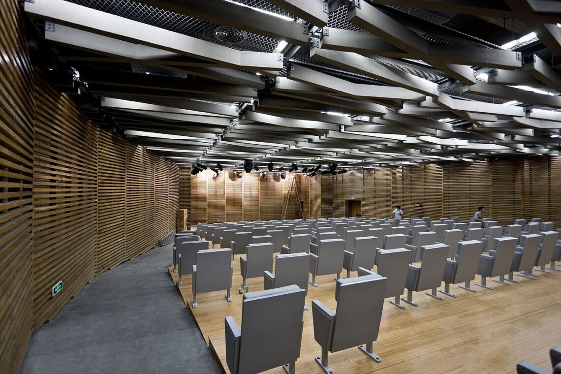 Interior - ningbo historical museum in china - wang shu - © iwan baan