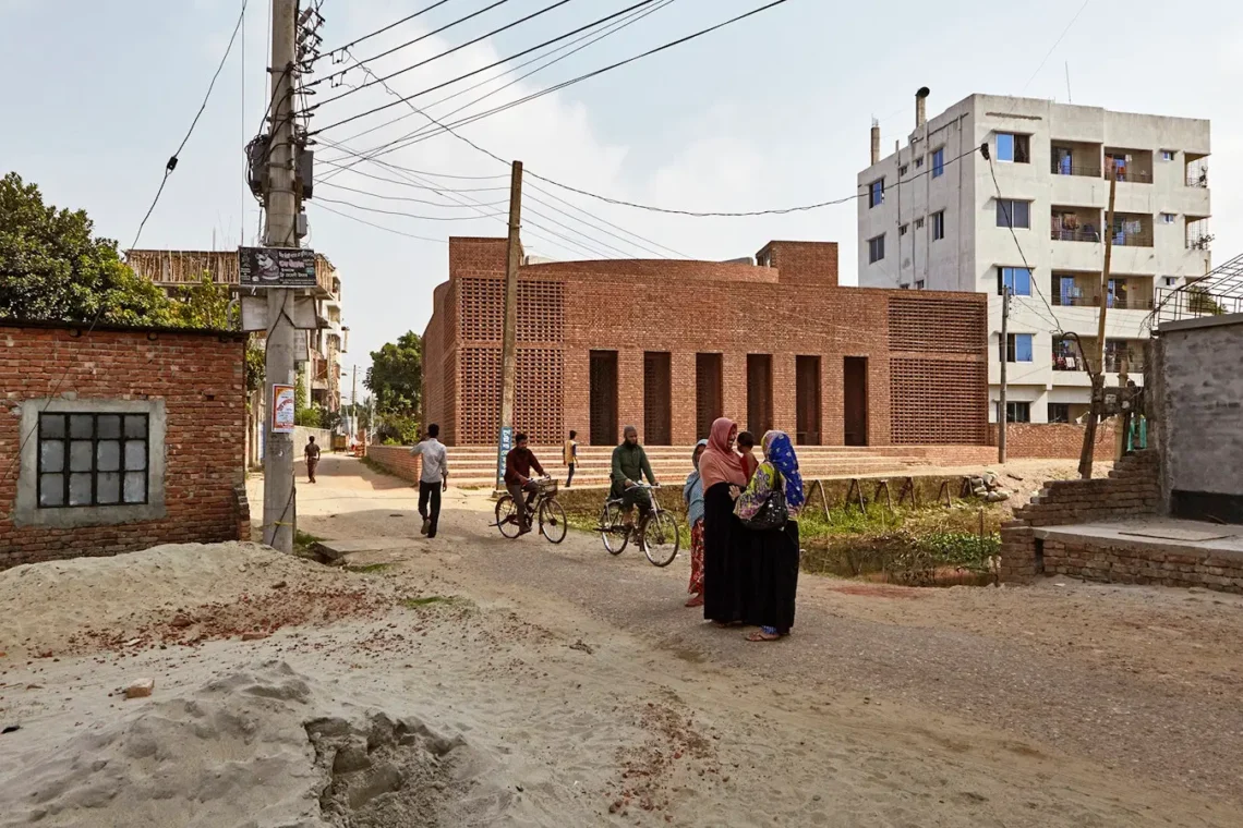 Aga Khan Award For Architecture: Prize, Importance, Winners, Jury And History 136 Bait ur rouf mosque, dhaka, bangladesh - marina tabassum - ยฉ aktc rajesh vora