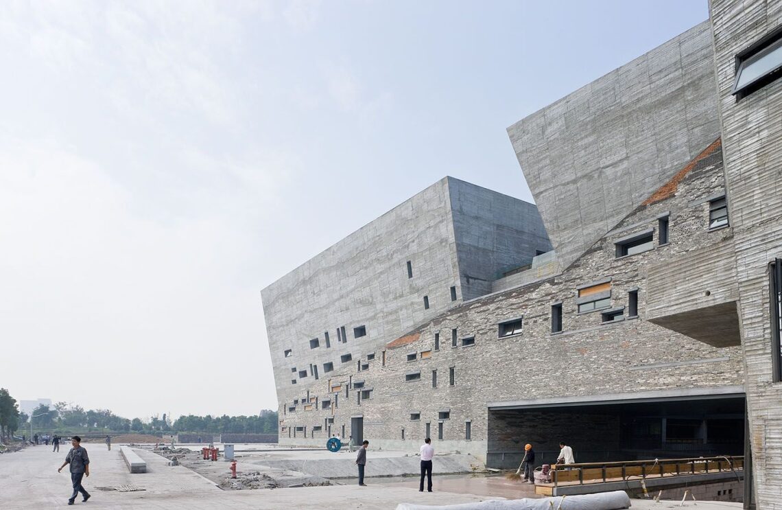 Street view - ningbo historical museum in china - wang shu - © iwan baan