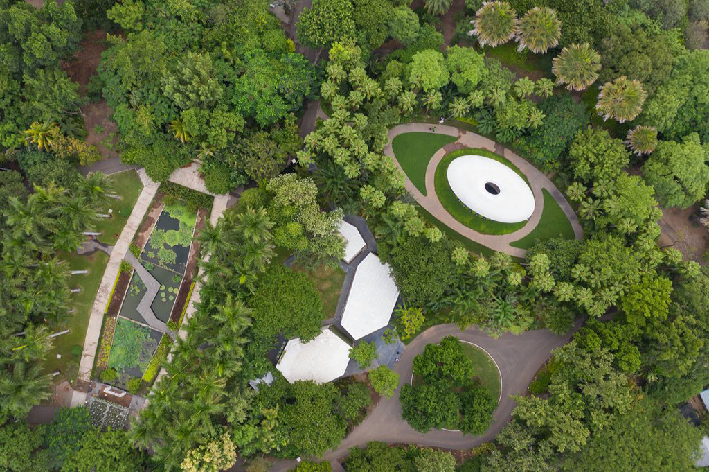 Tatiana Bilbao: Biography, Works, Awards 88 Tatianabilbao estudio jardin botanico culiacan iwan baan 02 copy