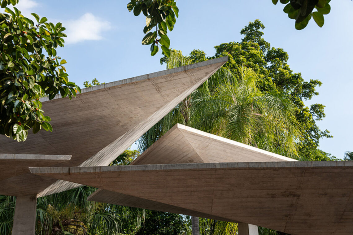 Tatiana Bilbao: Biography, Works, Awards 103 Tatianabilbao estudio jardin botanico culiacan onnis luque 07
