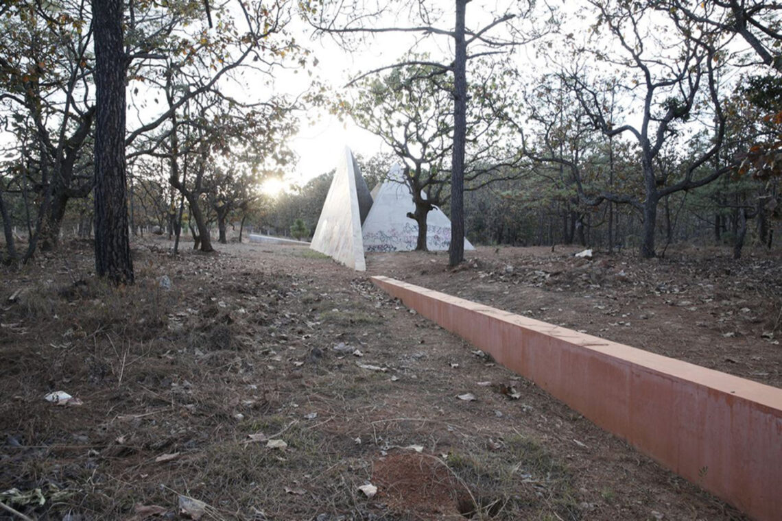 Tatiana Bilbao: Biography, Works, Awards 113 Tatianabilbao estudio ruta del peregrino jalisco iwan baan 05
