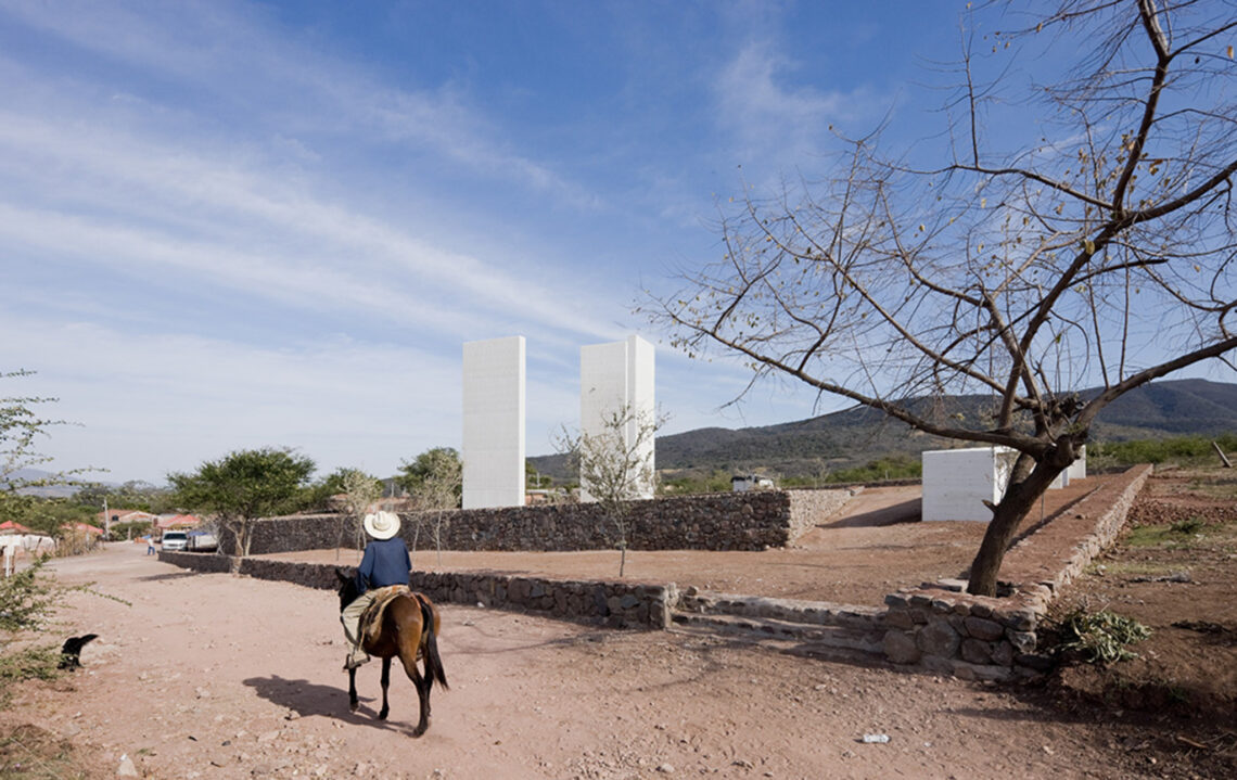 Tatiana Bilbao: Biography, Works, Awards 115 Tatianabilbao estudio ruta del peregrino jalisco open chapel iwan baan 02